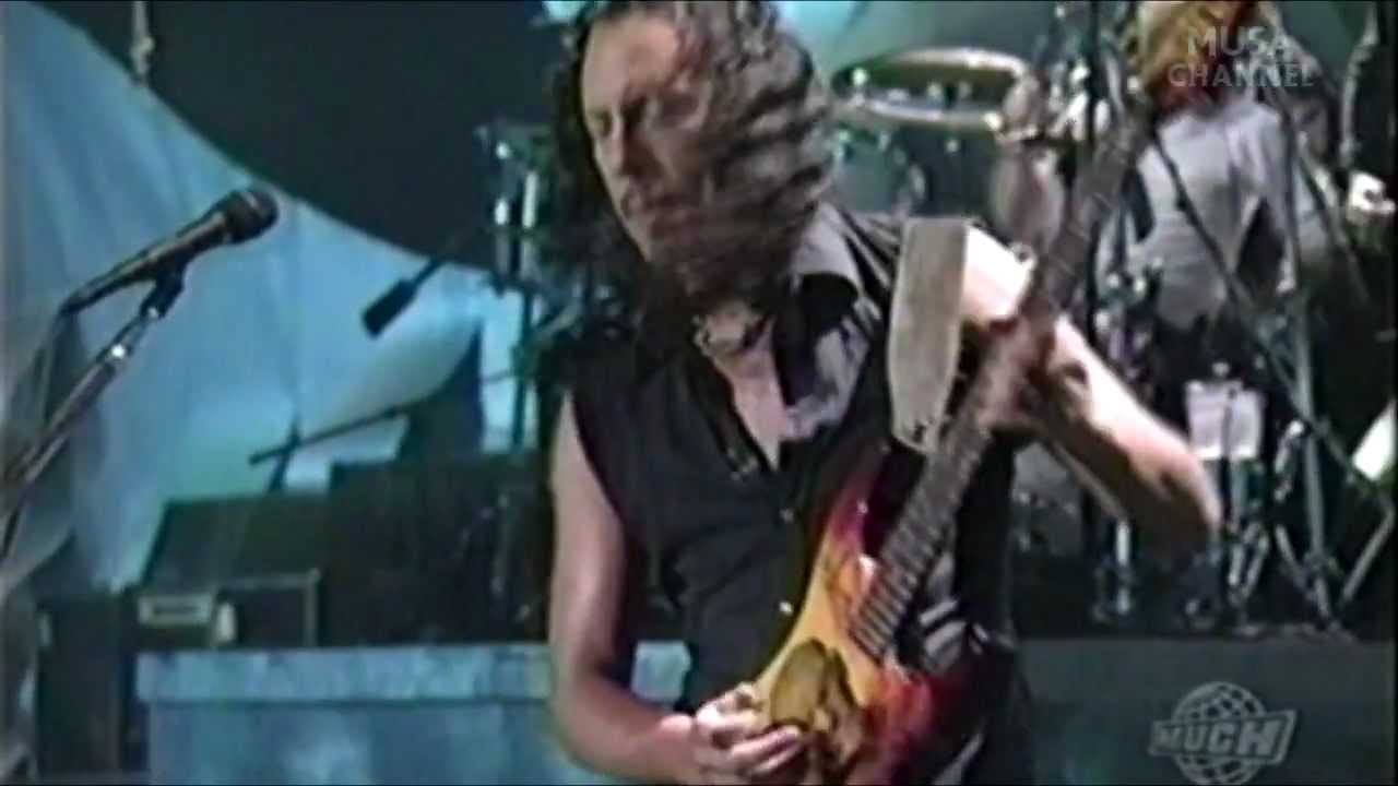 Metallica - Enter Sandman [HD] (20 Years Anniversary 