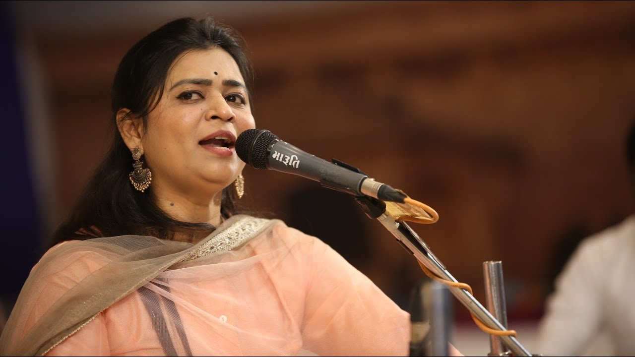 Urvashi Radadiya | Shrimad Bhagwat Saptah Gnan Yagna | Morbi | Part : 1 | New Live Program 2020