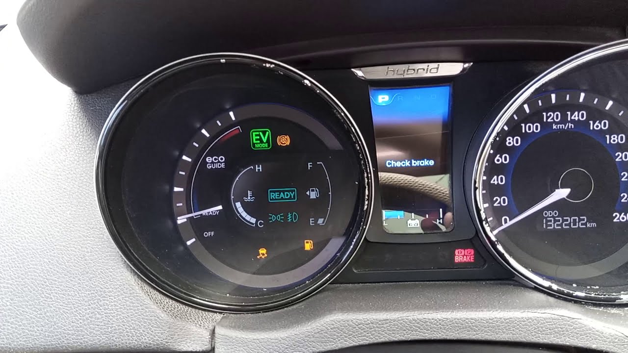 هونداي سوناتا هايبرد Hyundai Sonata Hybrid on the ABS error With G SCAN TOOL