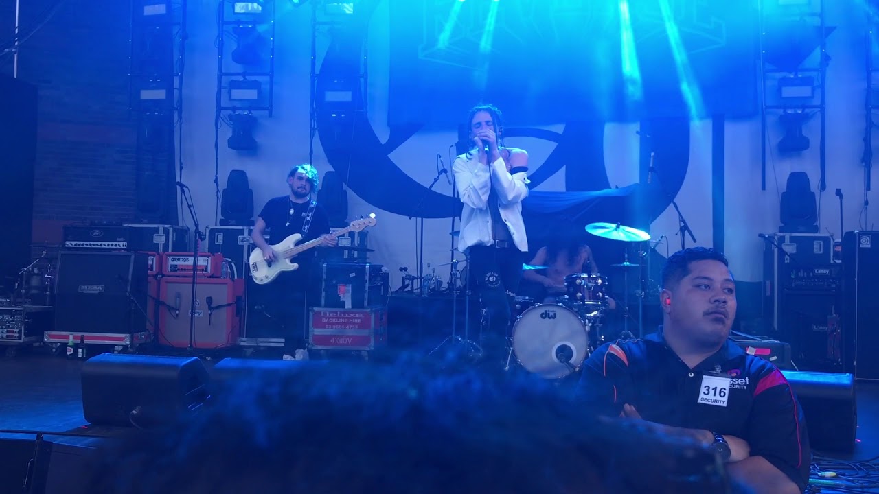 Drugs & Money - Chase Atlantic  - Live in Brisbane - 28/03/18