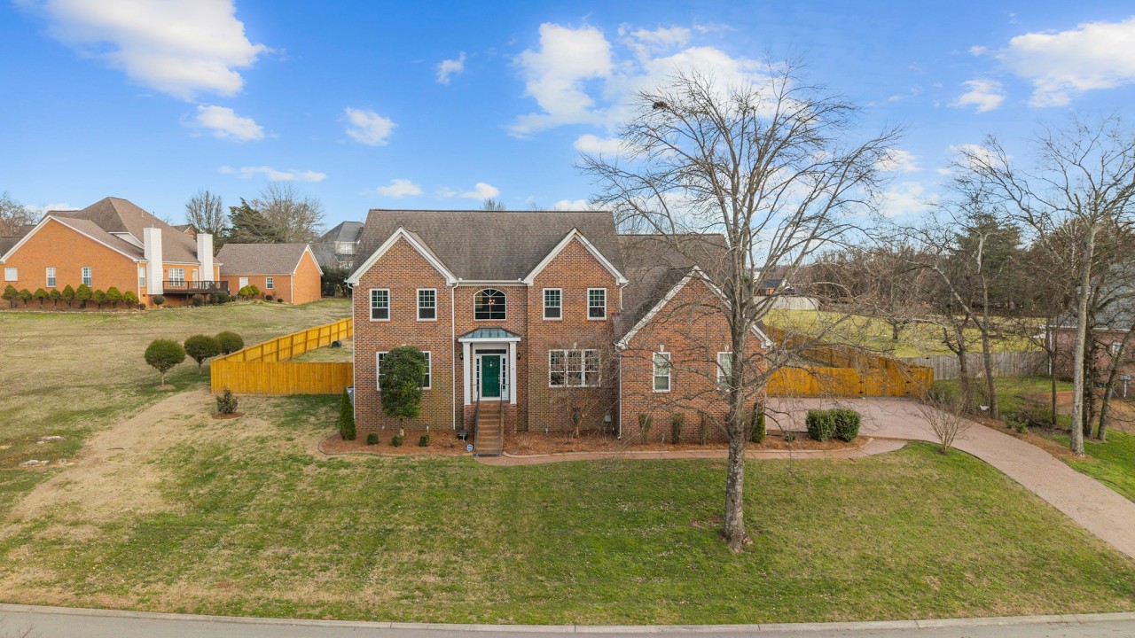 2003 Earl Pearce Cir, Mt Juliet, TN