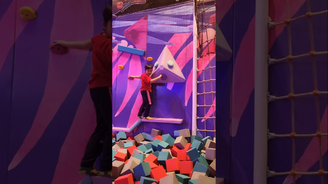 Keseruan main di Playlandia #playground #playlandia
