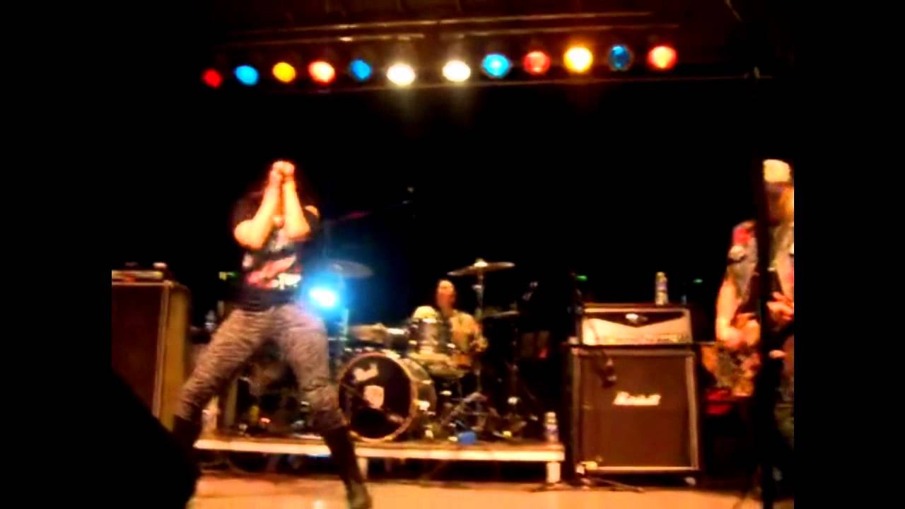 The Luchagors- Miracle