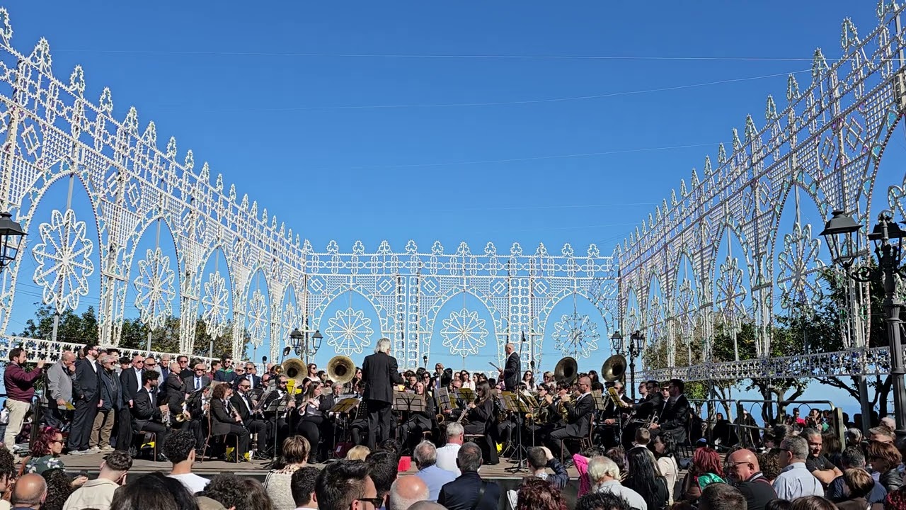 Sant'Alfio 5 Maggio 2024 Trionfale Uscita dei Santi Martiri e Tradizionale Cantata Popolare 4K
