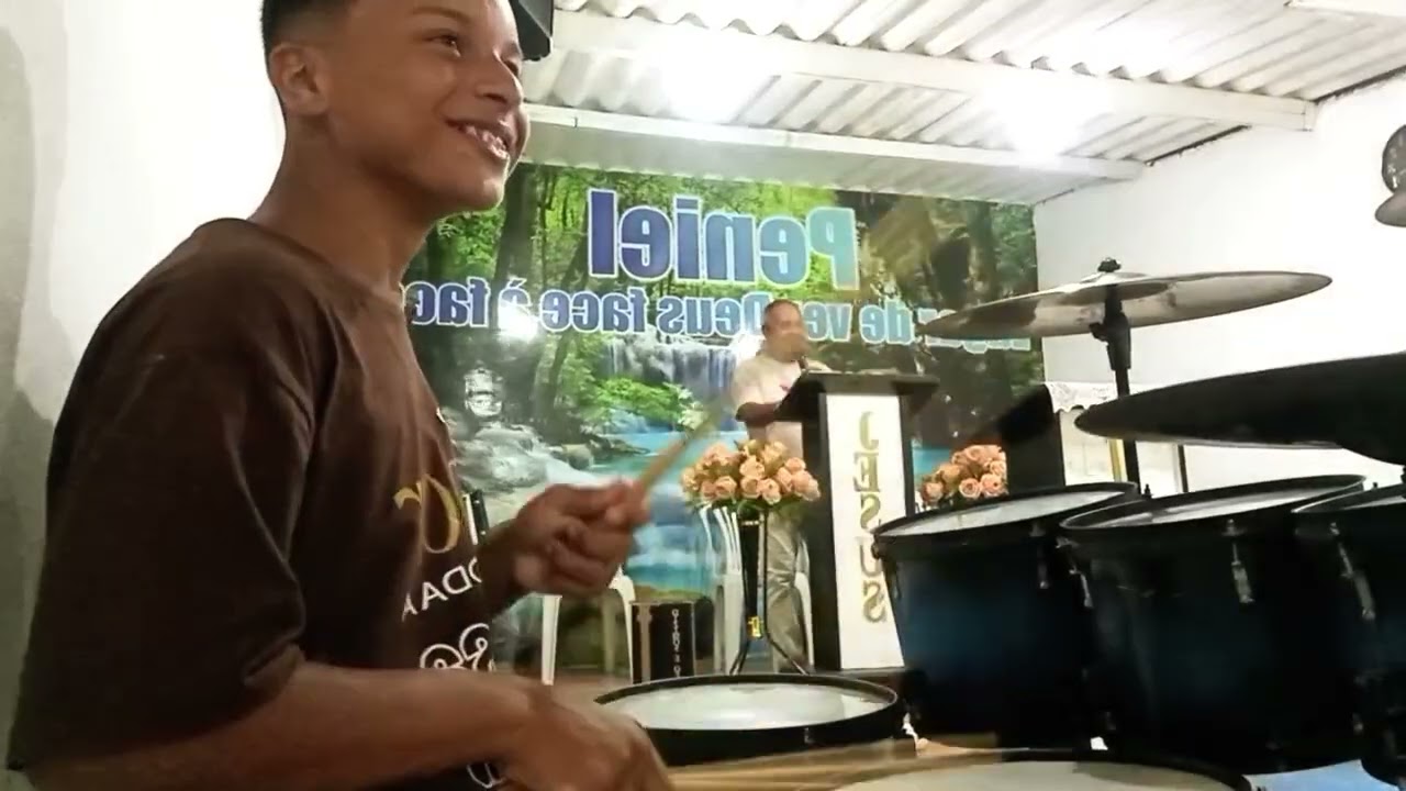 (Hino da harpa cristã 293) mais corinho de fogo.🔥🔥 (Medley pentecostal)❤️‍🔥❤️‍🔥🥁🥁❤️‍🔥🔥