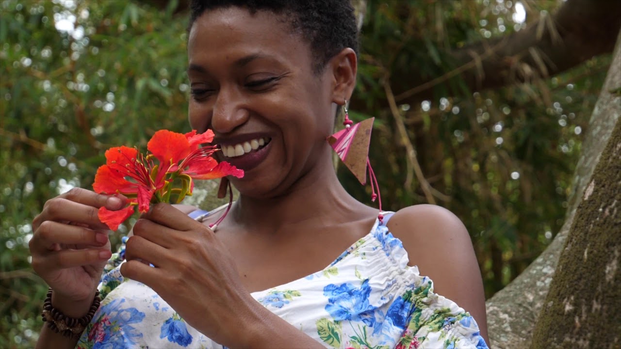 Escapade - Clip po&eacute;tique - A/C : Mapie/Wouves