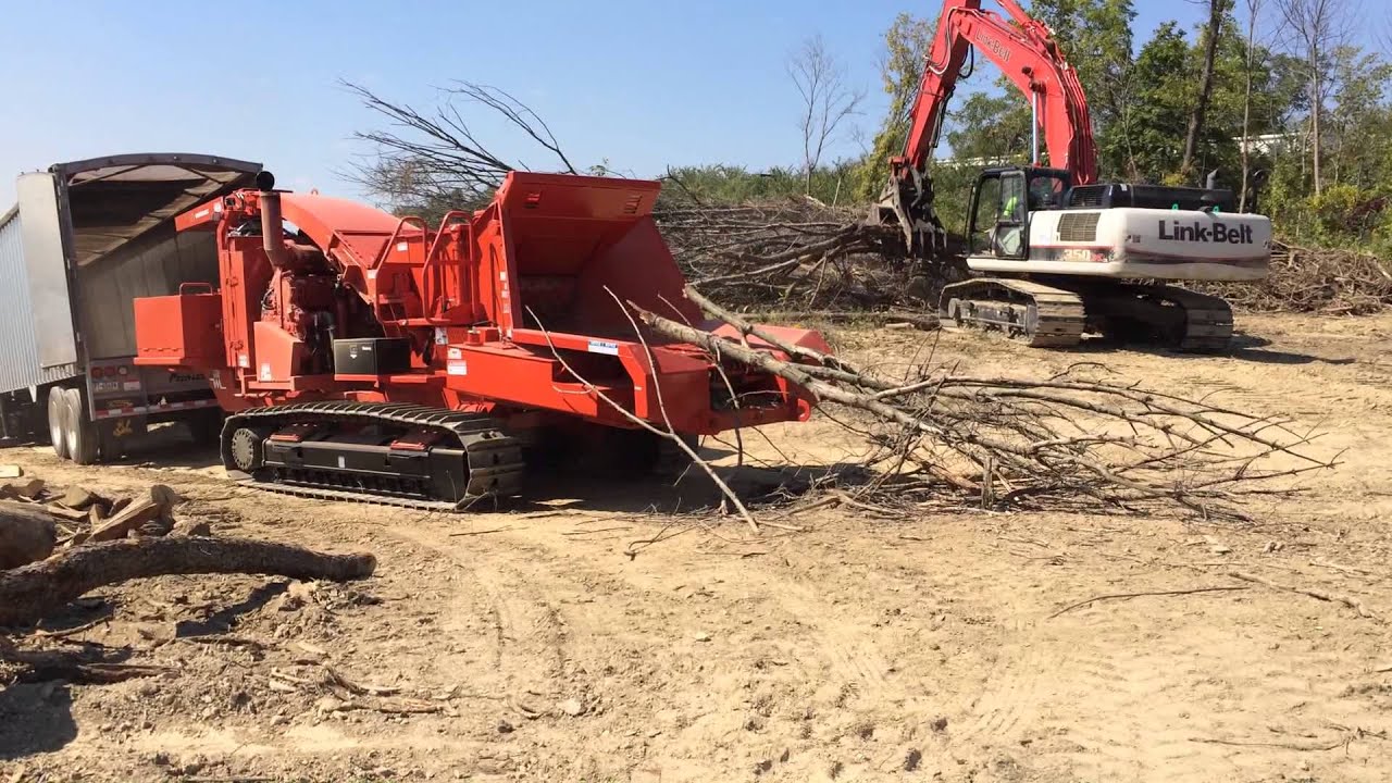 Morbark 40/36 Chipper