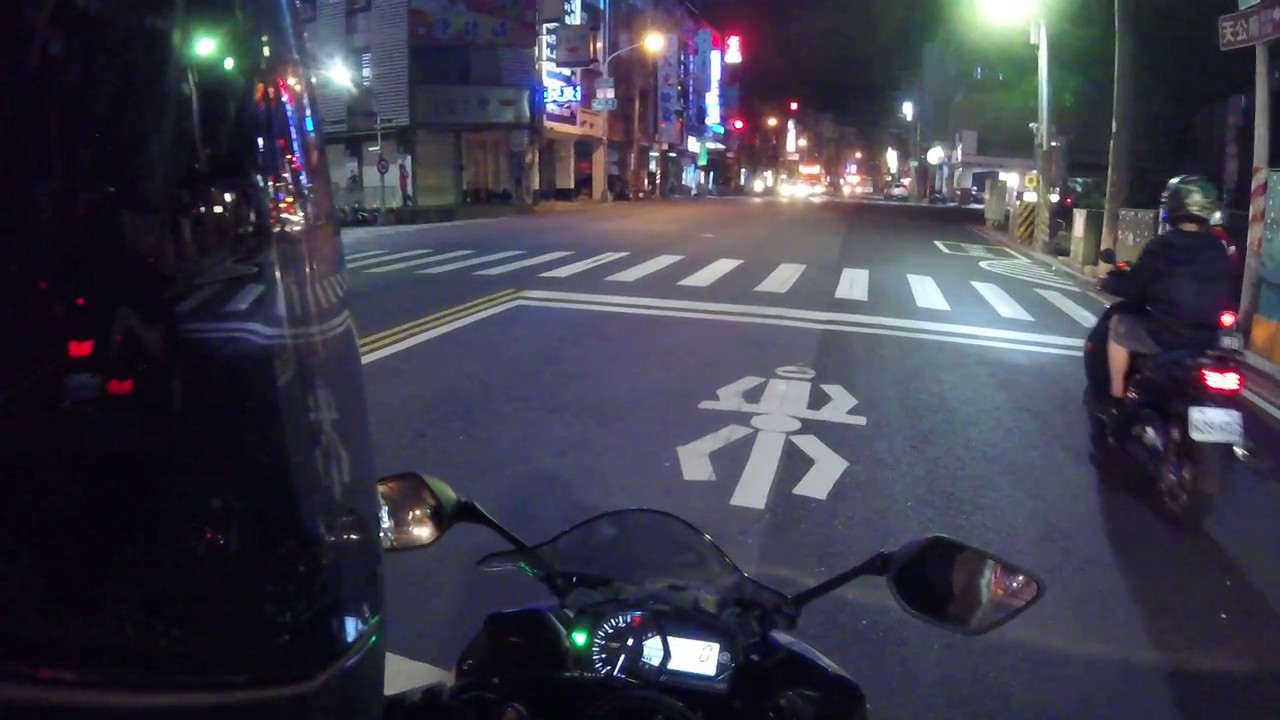 碰到想尬一下R3的二代勁戰