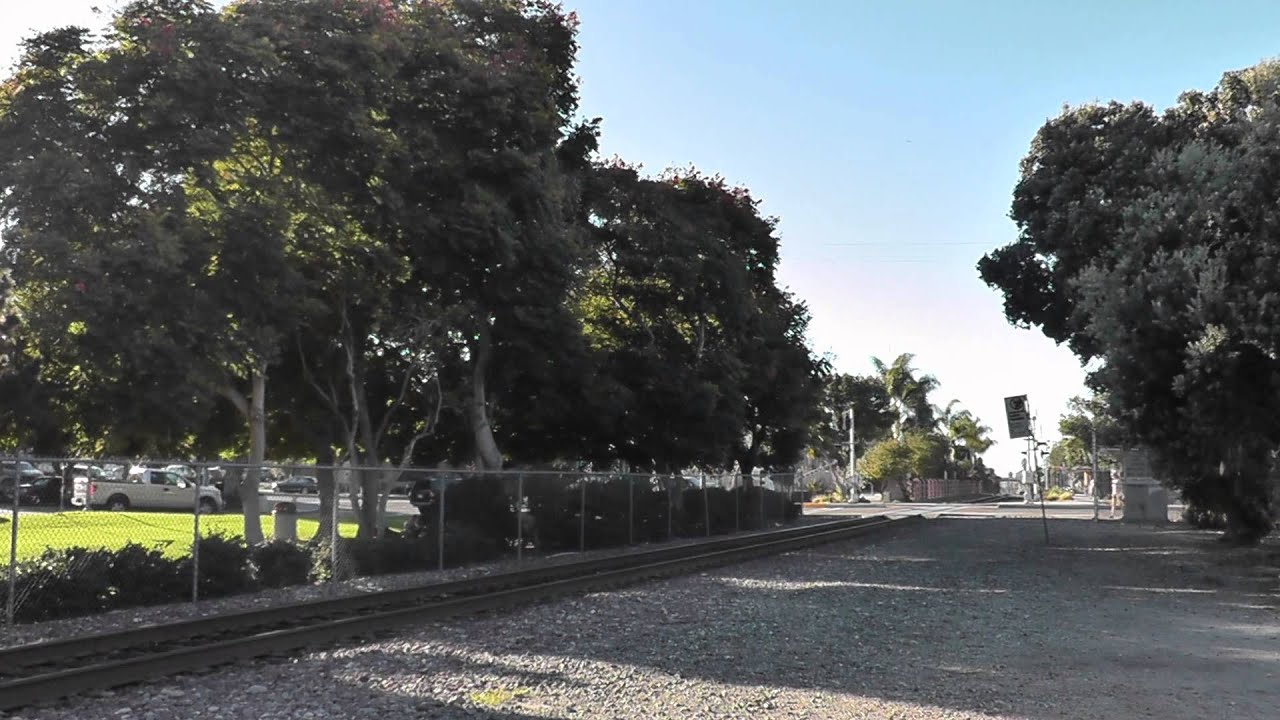 HiDef- Two Quick Surfliners at Carlsbad Village