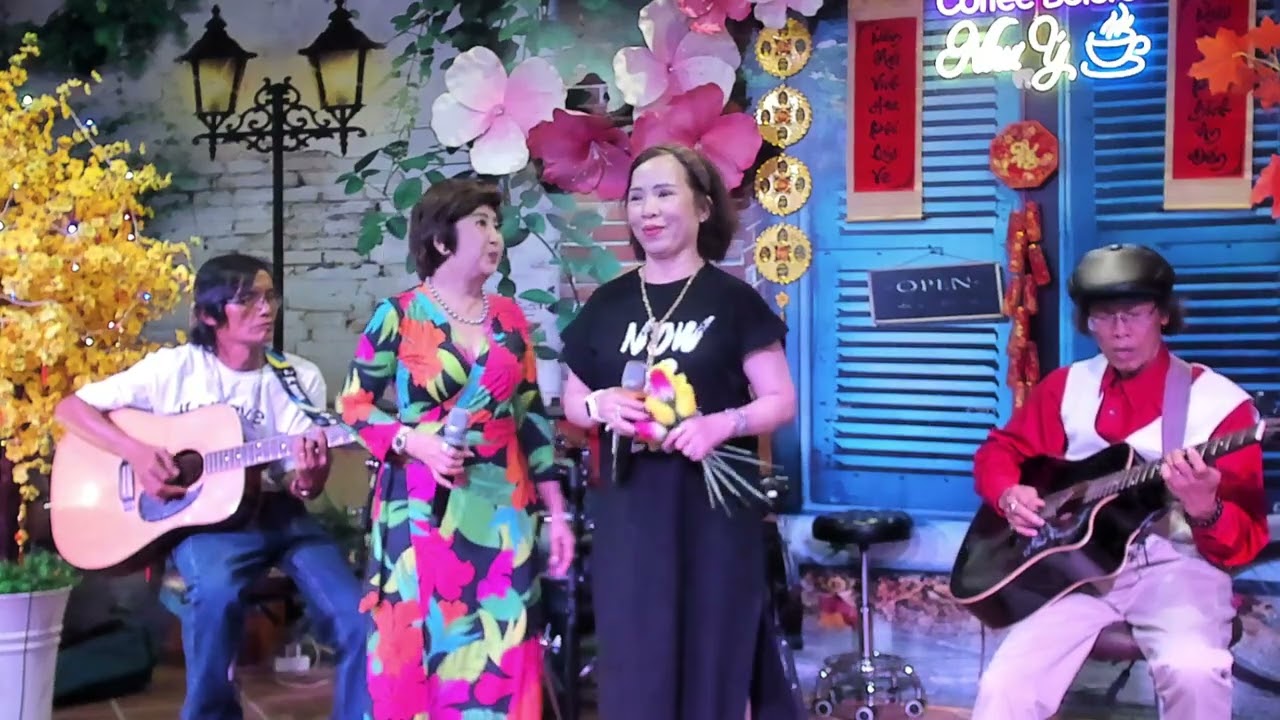 Đường về hai thôn  - Sáng tác: Phạm Thế Mỹ & Hồ Đình Phương  - Trình bày : Vy Lê & Phi Long