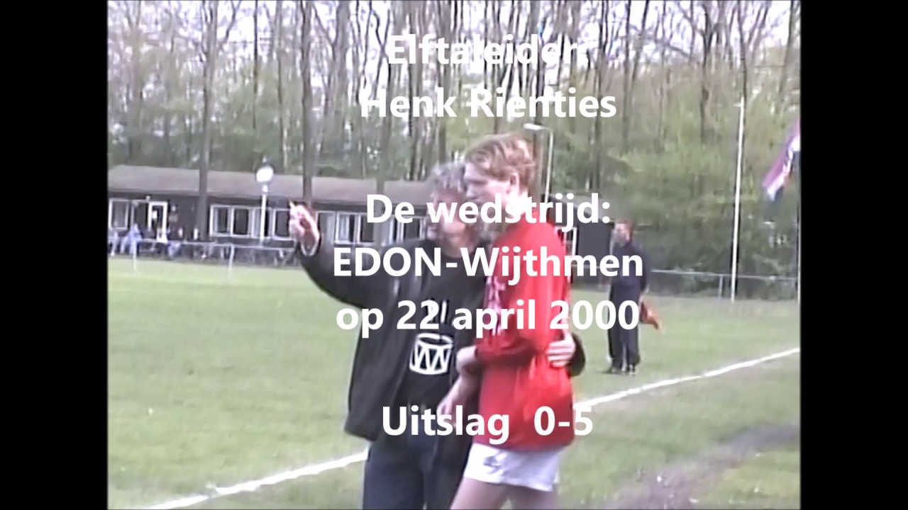 2000 Debuut Charl Hulsmann in eerste elftal Wijthmen