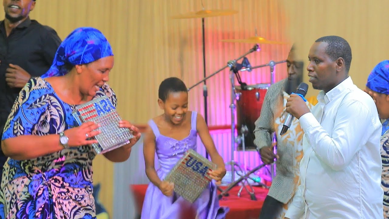 NABII REV MAKARI UMUNEZERO UDASANZWE MUGITARAMO🔥🔥// ABAYUMBE ABABYEYI BARANEZEREWEE Waouh🙌🥰