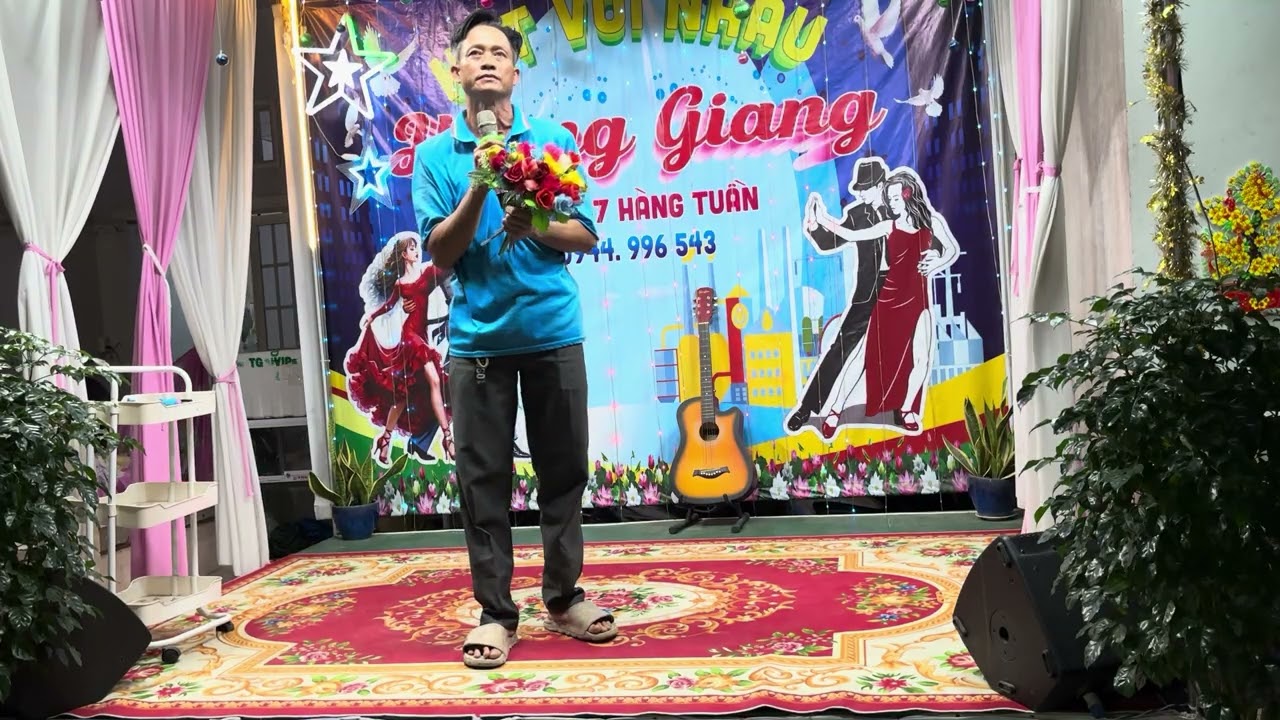 Khóc thầm- anh Hùng 