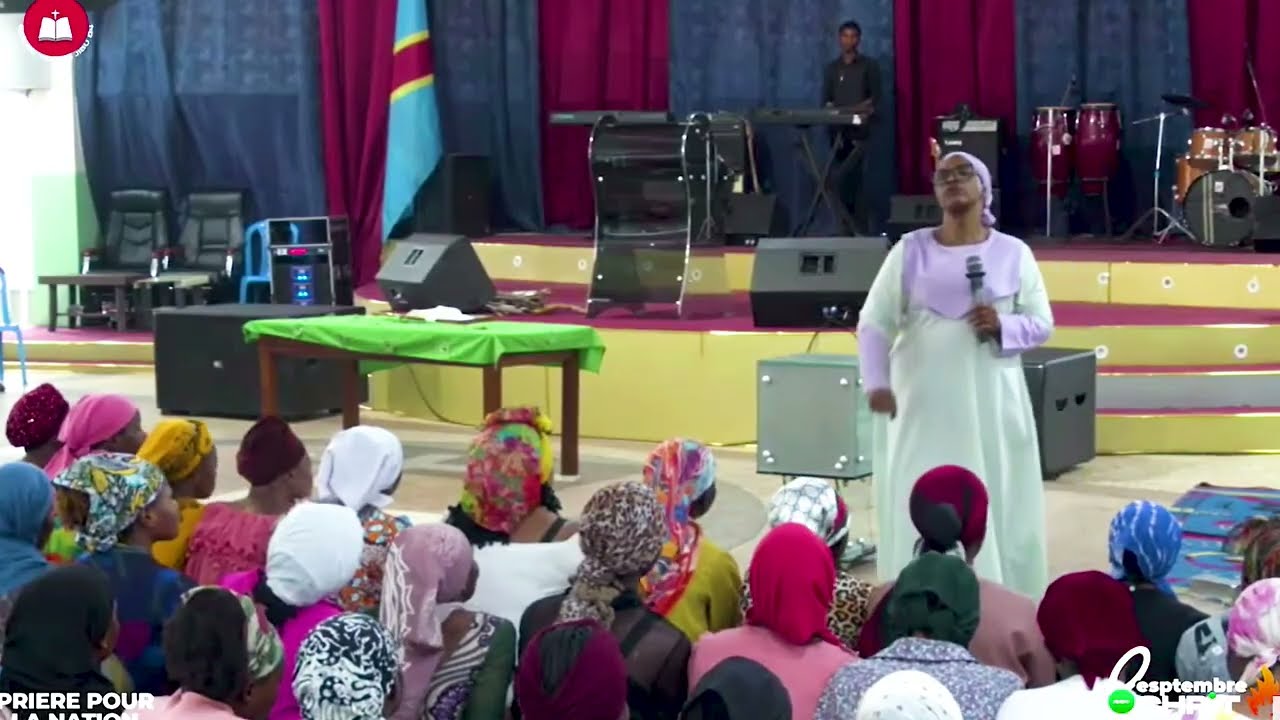 JUWA KUSHUKA MBELE ZA BWANA( PROPHETESSE MUBARIKIWA )