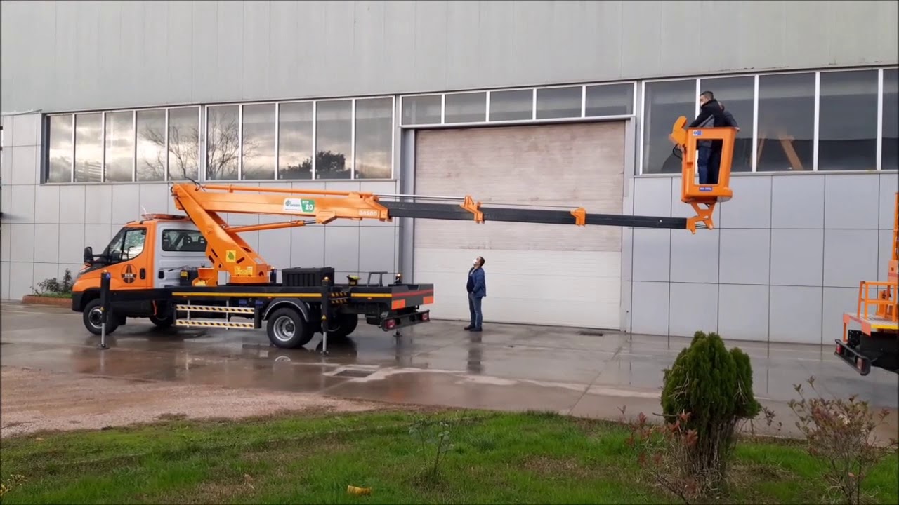 Cherry Picker  20m Telescopic Basket Platform