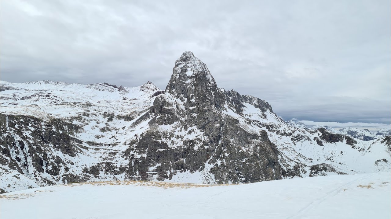 SKIMO desde Portalet-Formigal --- "en busca del Anayet" (04/01/2024)