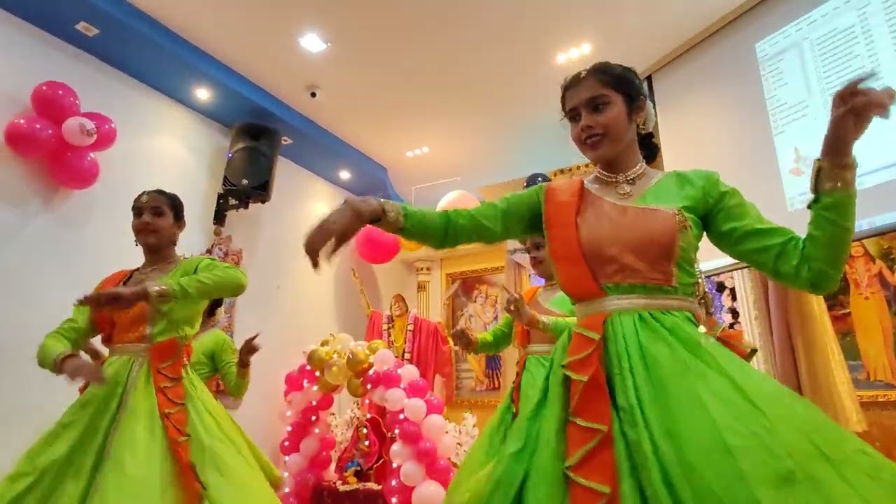 Madhurashtakam Performance