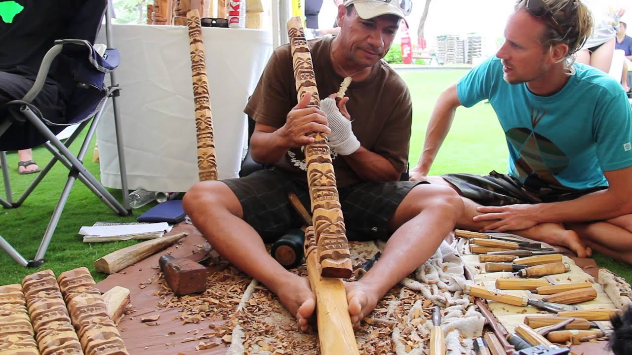 Willy | A Wanderfoot Woodcarving Artist in Maui, Hawaii