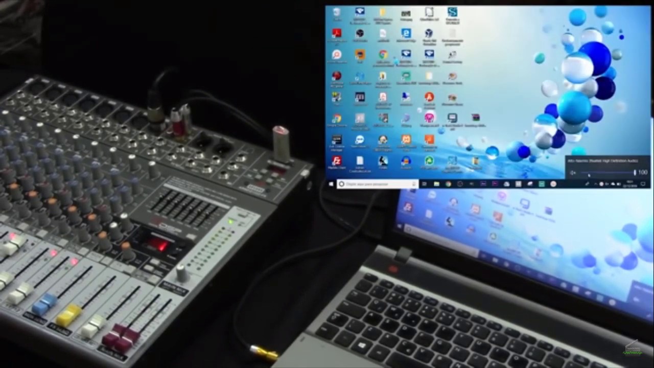 Como ligar mesa de som ao notebook