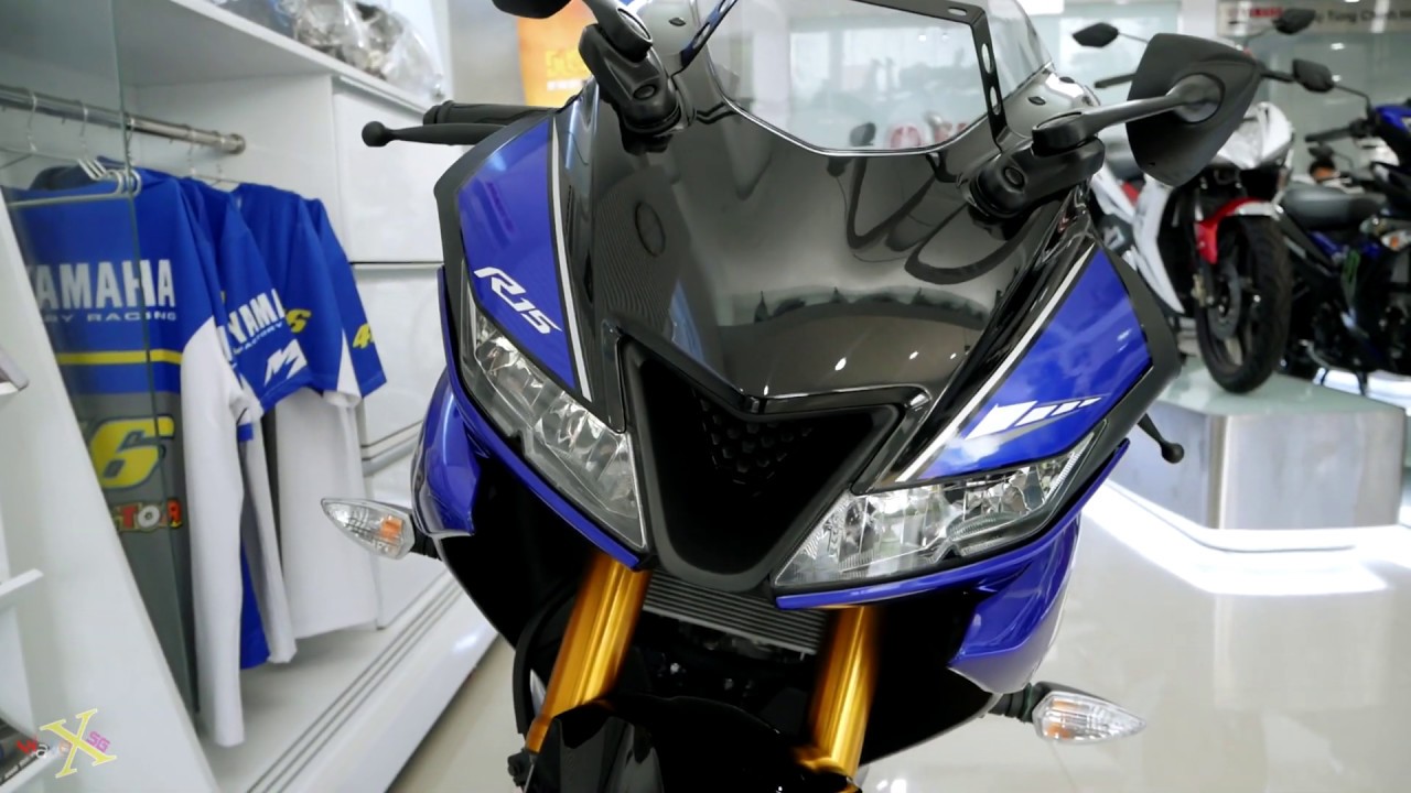 Yamaha R15 2018 - Racing Blue - Walkaround