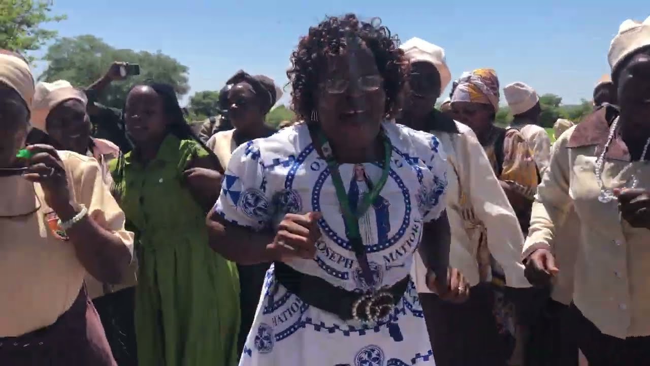 PaChiRoma-HANDIREGI KUSHANDA (ZimCatholic Juluka Dance)