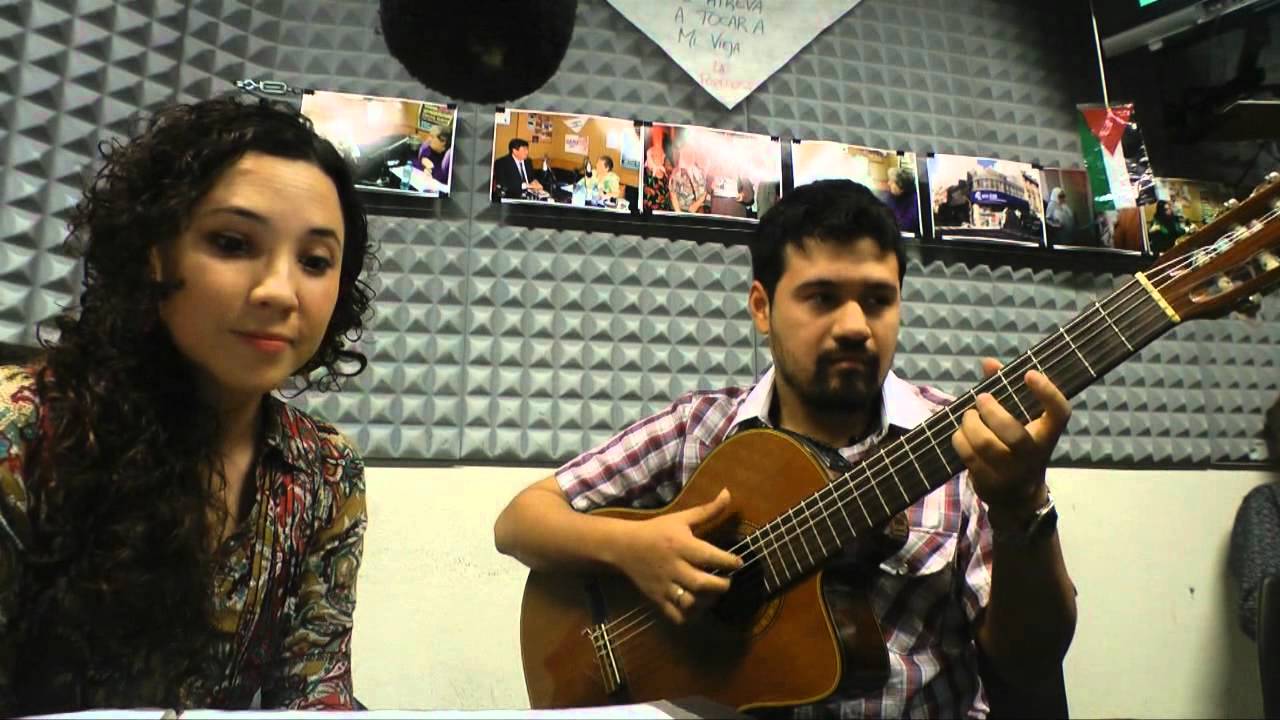 Natalia Berasategui canta 
