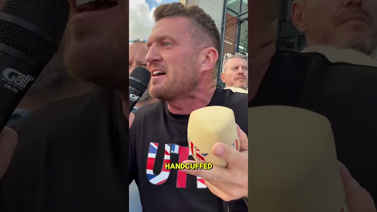 &laquo;Генри мог быть вашим сыном&raquo; | Томми Робинсон выступает у полицейского участка в Саутгемптоне