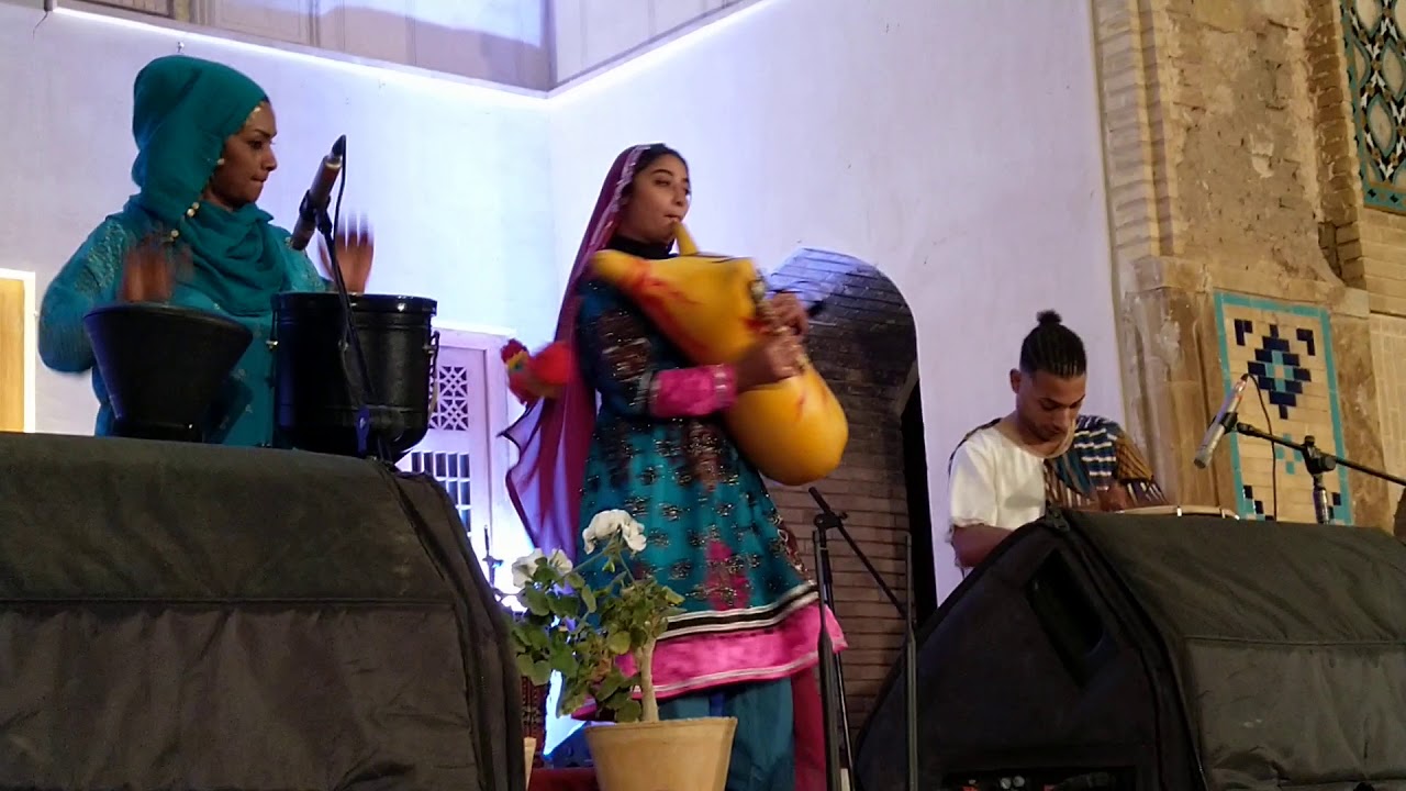 Liana Sharifian and ensemble at the Kerman folk music festival