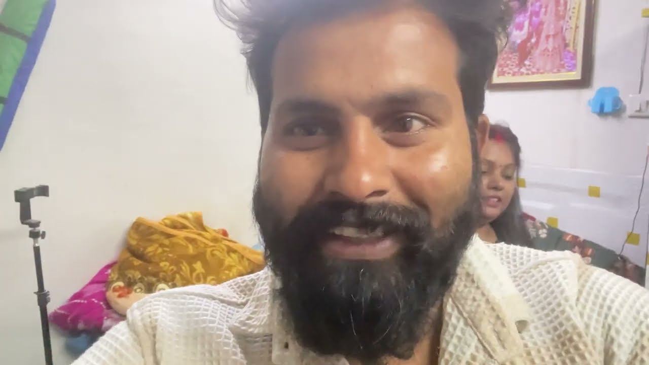 Maiyke jana ke taiyari kr rhe h 