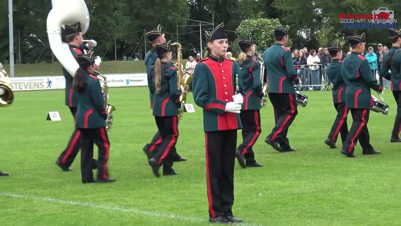 Show & Marchingband Jong Juliana tijdens Lanijto Taptoe Beilen 2024