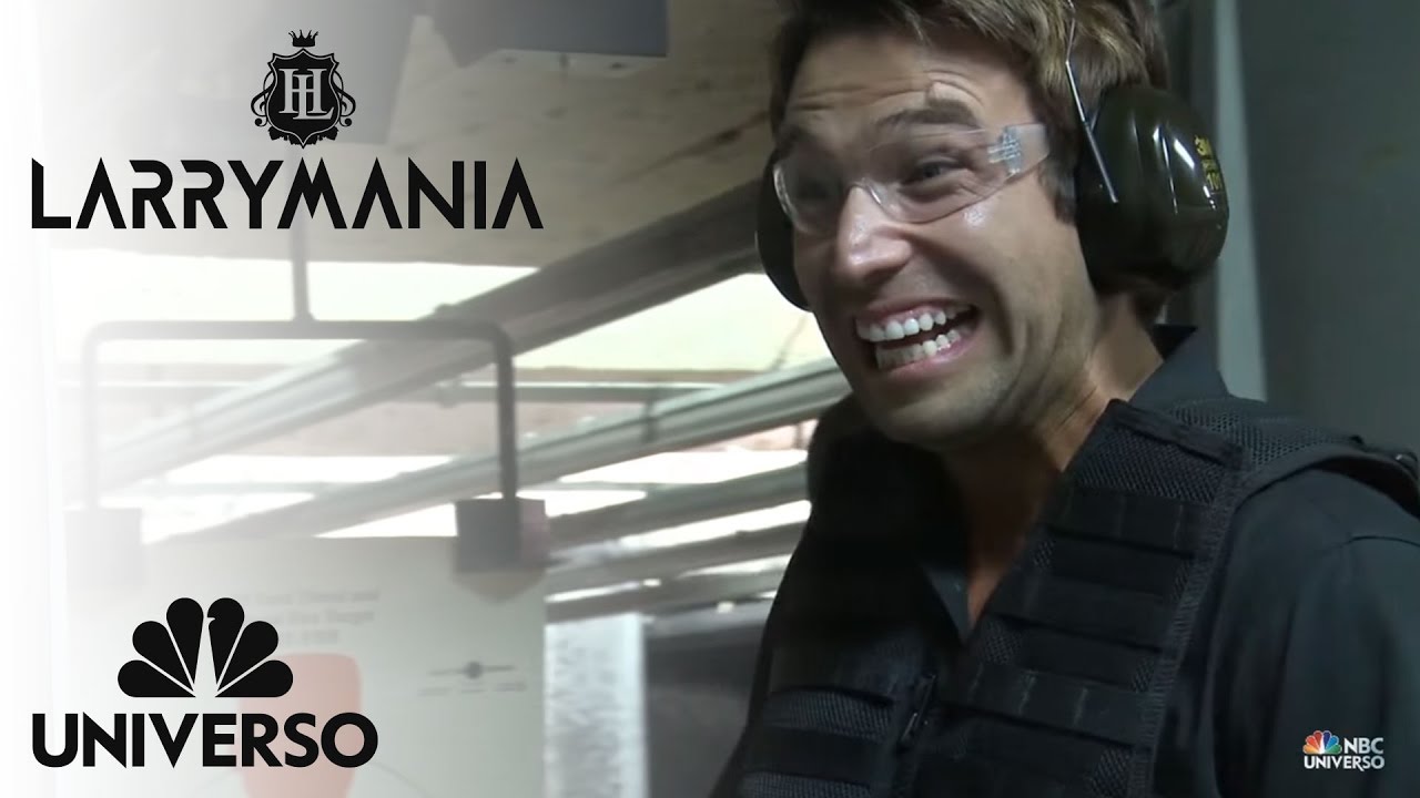 Larry le enseña a Rafael Amaya como disparar | Larrymania | Universo