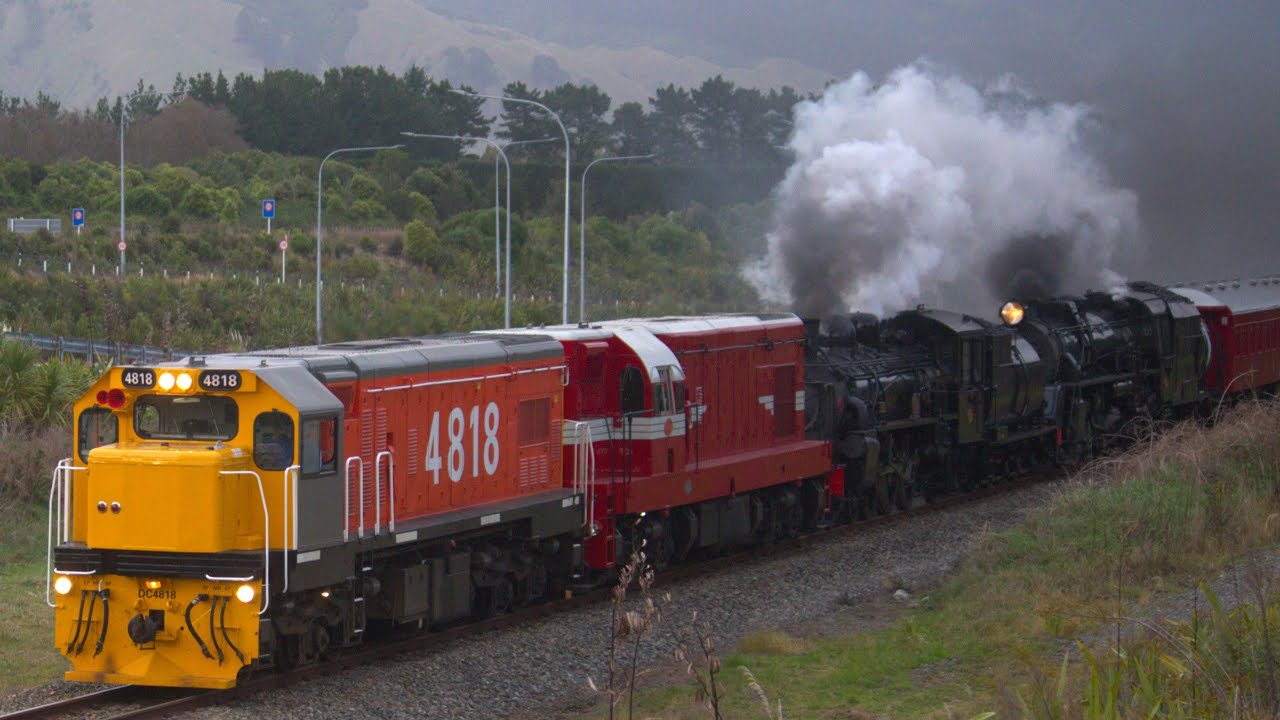 FRONZ50: Day 1, The Celebrations Express & Feilding steam Explorer.