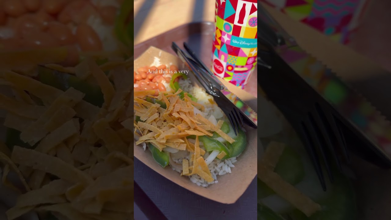 Vegan food I ate in magic kingdom 🏰 #shorts #vegan #disneyworld