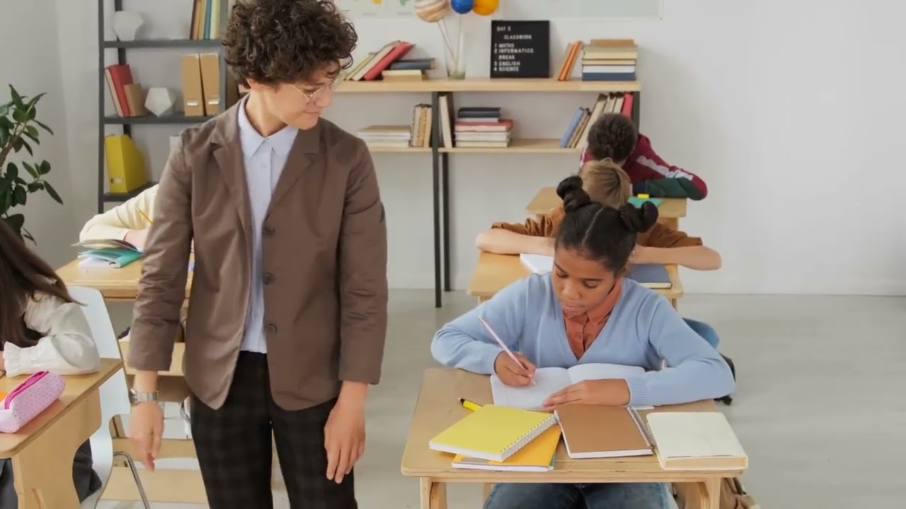 El profesor de escuela se ha olvidado de su gran valor en la educación