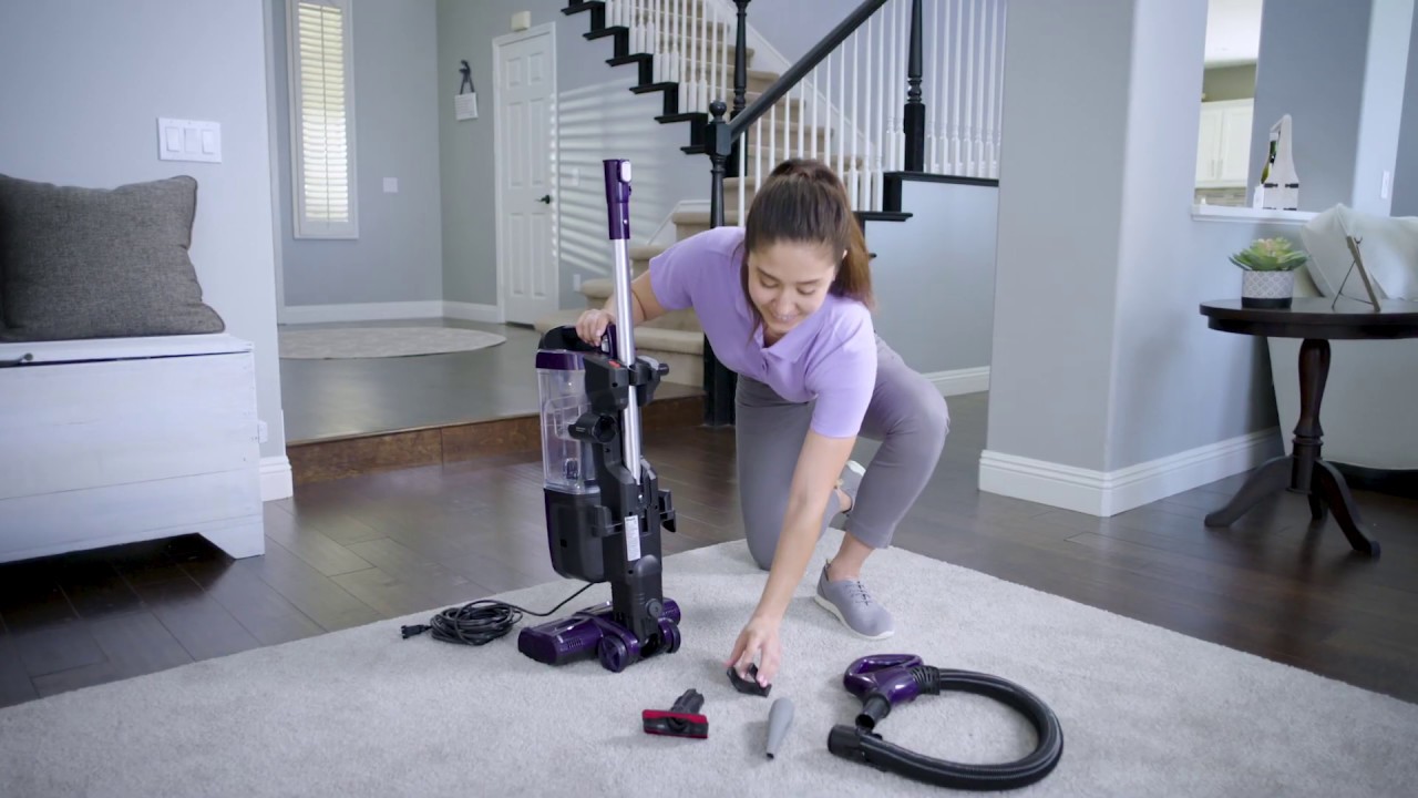 How to assemble your Shark Navigator&reg; Swivel Pro Complete Upright Vacuum