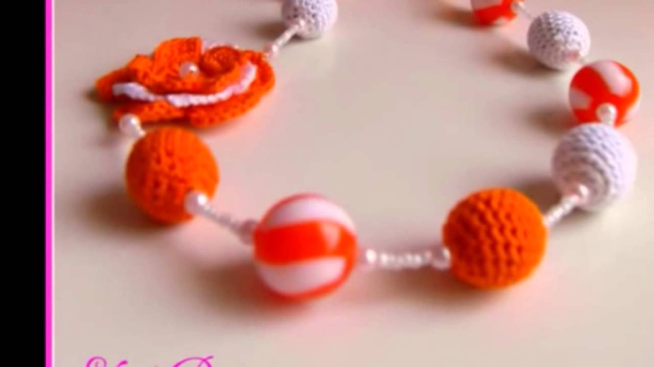 Collares tejidos a crochet.