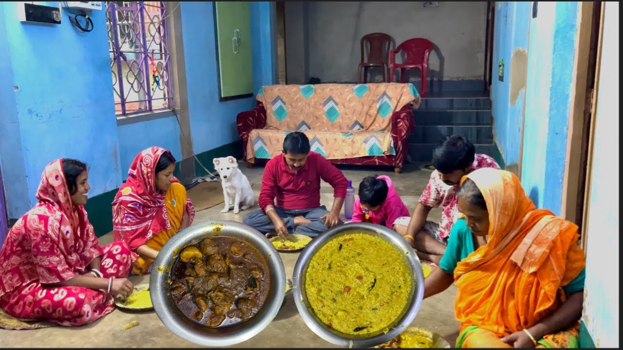 বৃষ্টি বাদল দিনে ঘরে থাকা চাল দিয়েই খিচুড়ি রান্না করলাম সাথে বেগুন ভাজা আর চিকেন কষা ॥