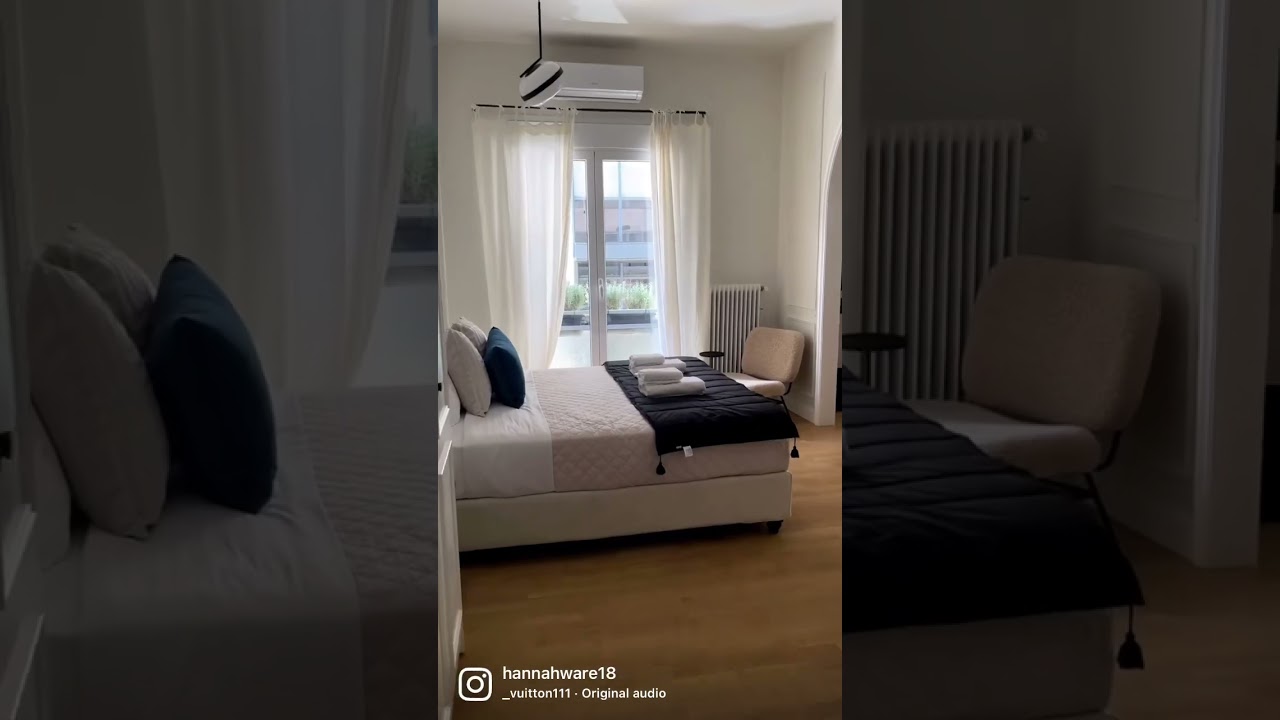 Best Airbnb in Greece! New ensuite with a private hot tub, fireplace, and walking distance to sights