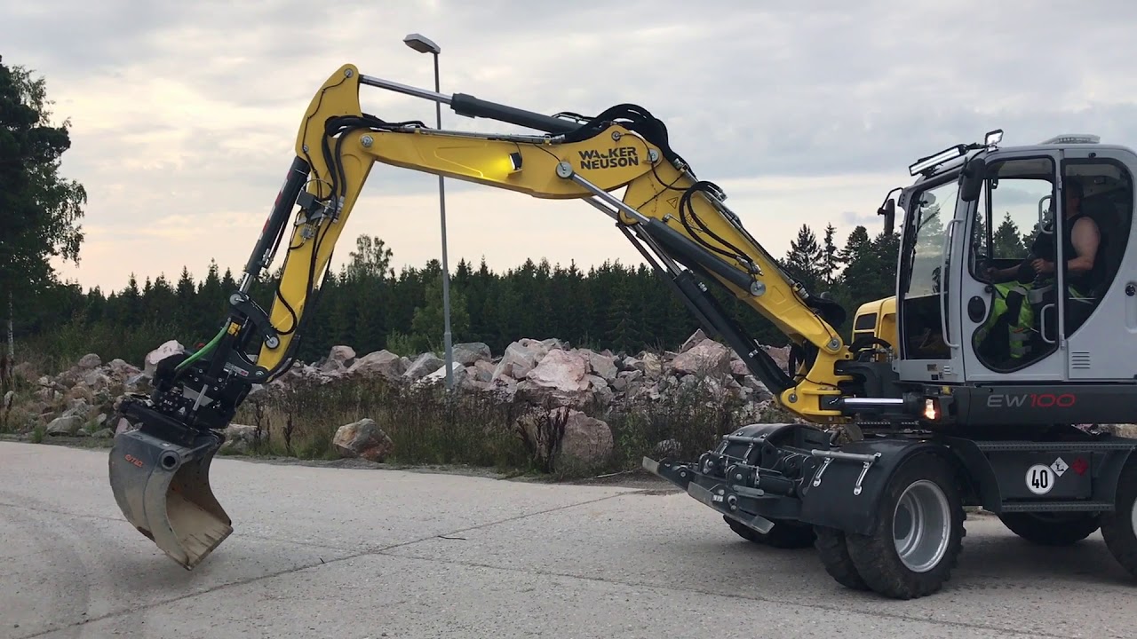 Köp Hjulgrävare Wacker Neuson EW100 på Klaravik
