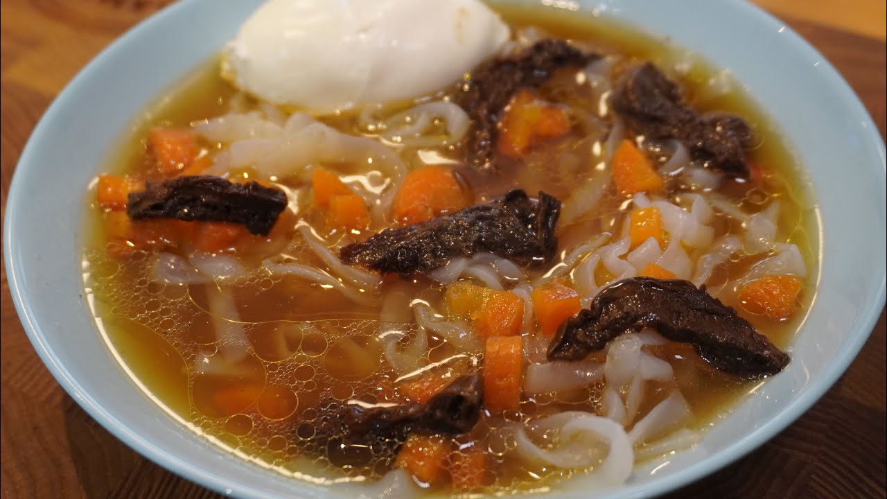 ROSÓŁ lub BULION z PIECZONYCH MIĘS i WARZYW