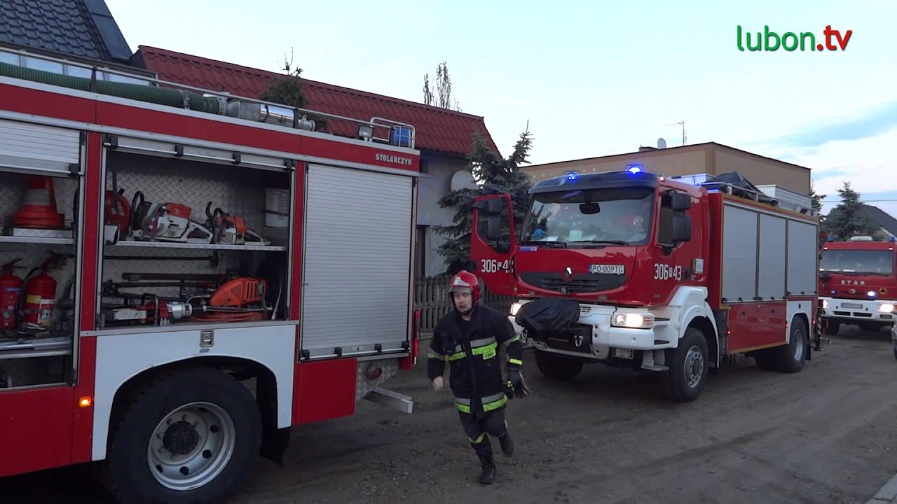 20120616 - O krok od tragedii. Dwaj mężczyźni przysypani ziemią - Lubon.TV