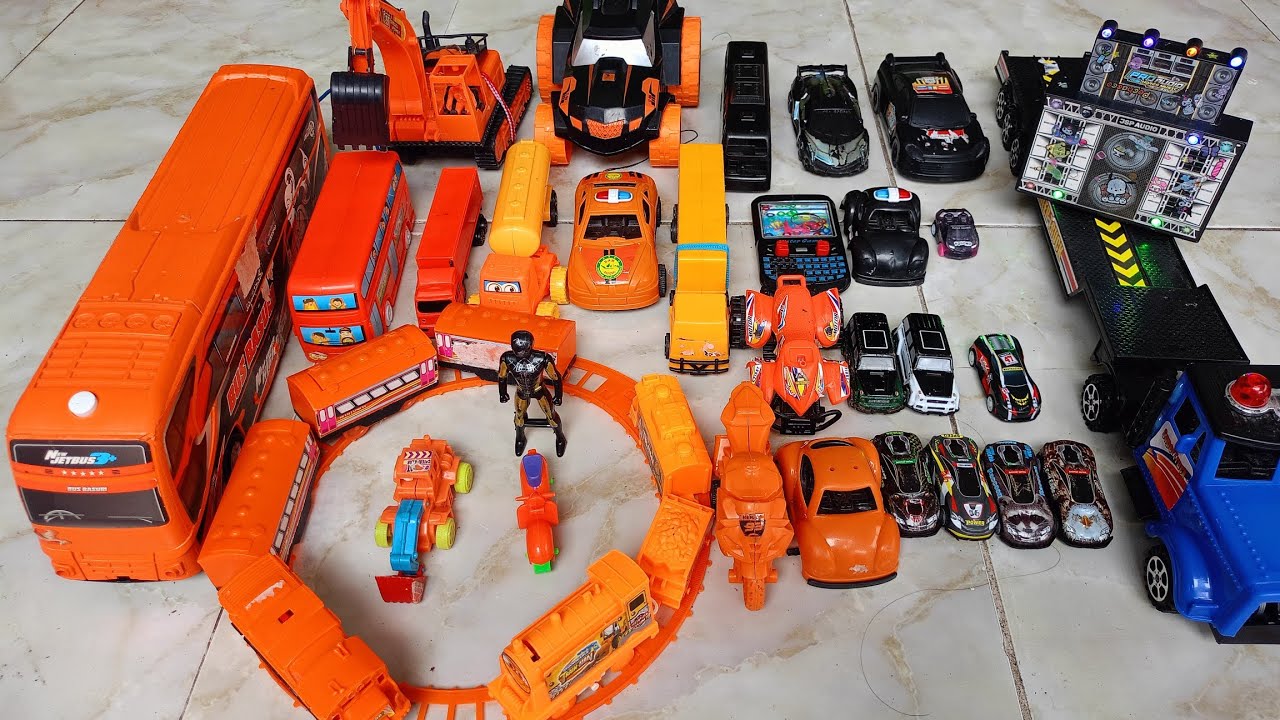 MELETUS BALON DAPAT HADIAH MAINAN MOBIL BUS, KERETA API, TRUK, MOTOR, MOBIL POLISI, EXCAVATOR DLL