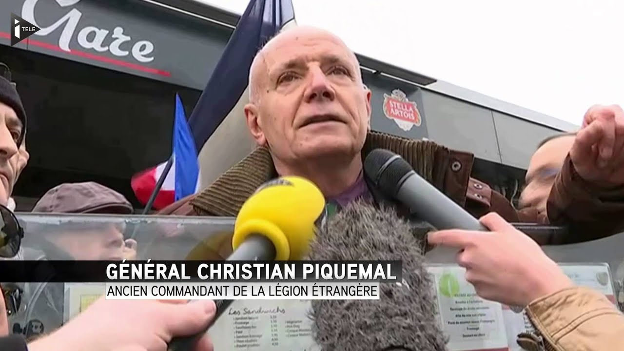 Rassemblement anti-migrants à Calais, une vingtaine d'interpellations dont un général