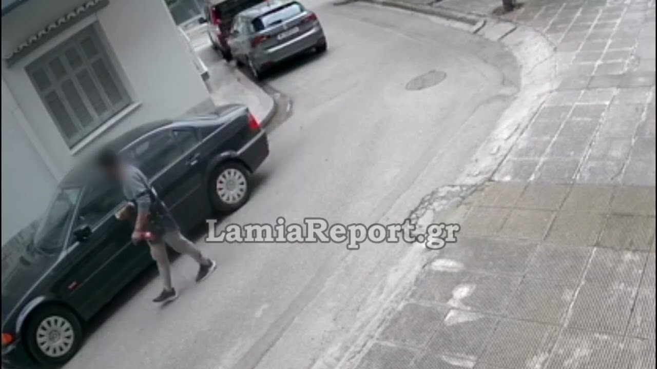 LamiaReport.gr: Νεαρός 
