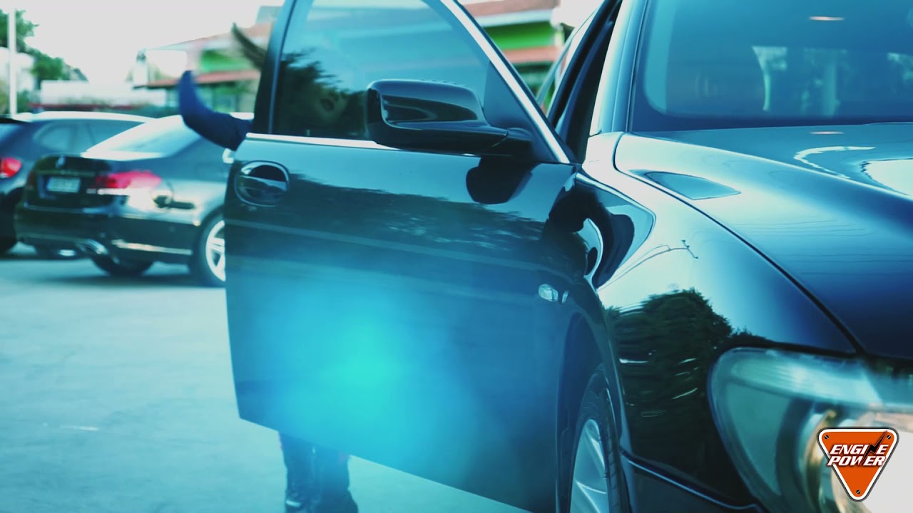 AUTO LOUVARIS BMW 750I