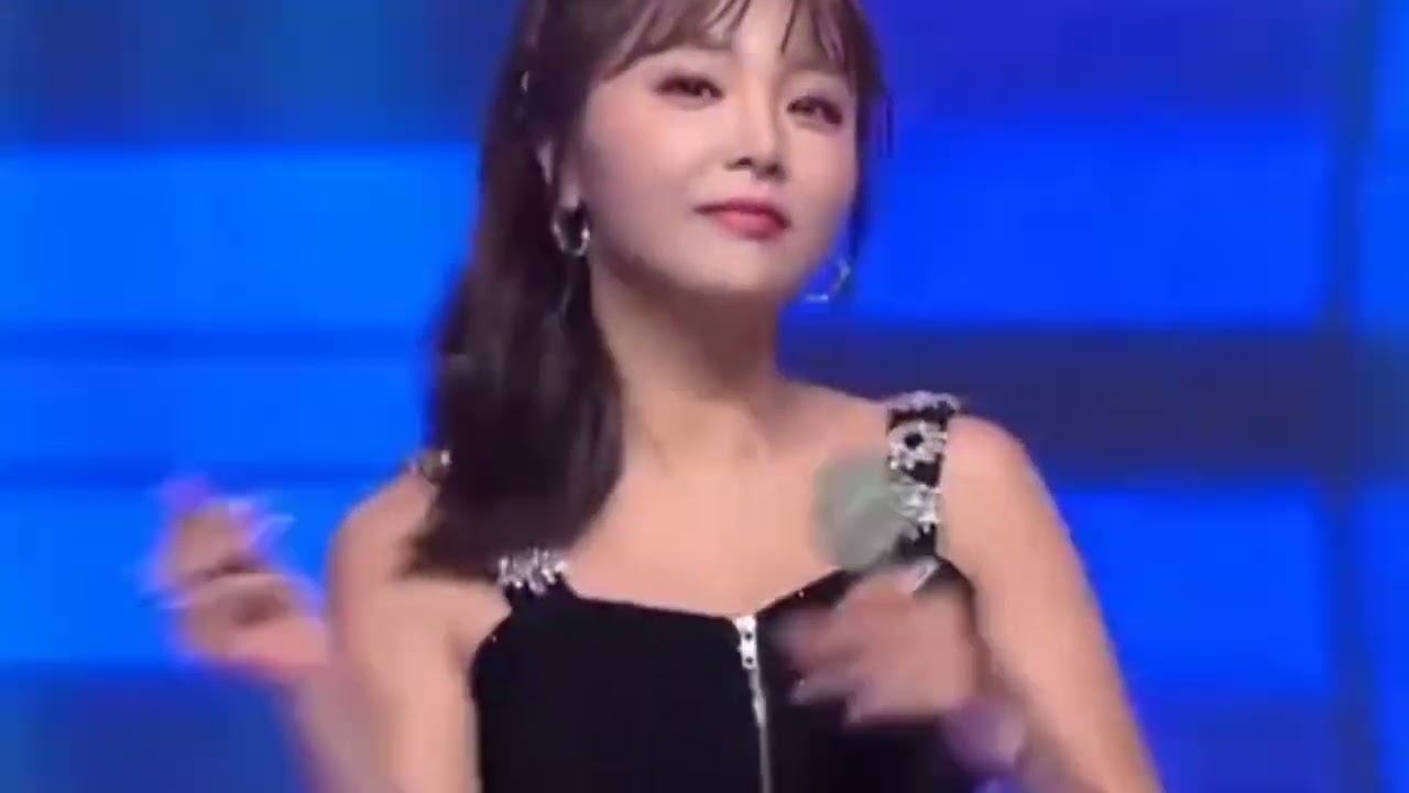 伤感劲爆DJ情歌，刚上线就火爆全网，句句深情入心，听哭痴情男女+甜歌皇后李玲玉一首《美人吟》旋律动听，让你听一遍久久不能忘怀+甜美DJ情歌配音《山坡坡》，刚上线就火爆全网，旋律优美悦耳动听