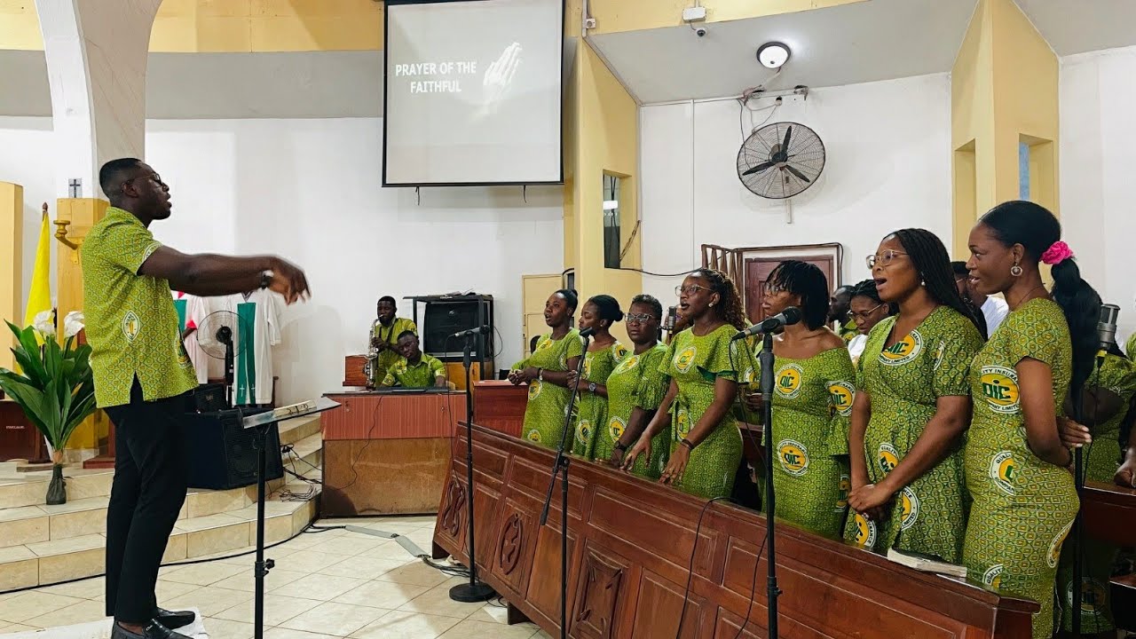 🎹HIGHLIVE MEDLEY-(ONE)🎺WITH QUALITY INSURANCE CHOIR -QIC @ ST FRANCIS CATHOLIC CH AWOSHIE ANYAA  🥀
