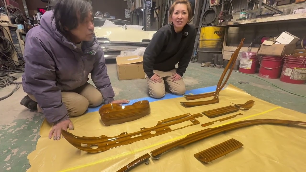 ベンツの本物の木の内装にウッドペイント
