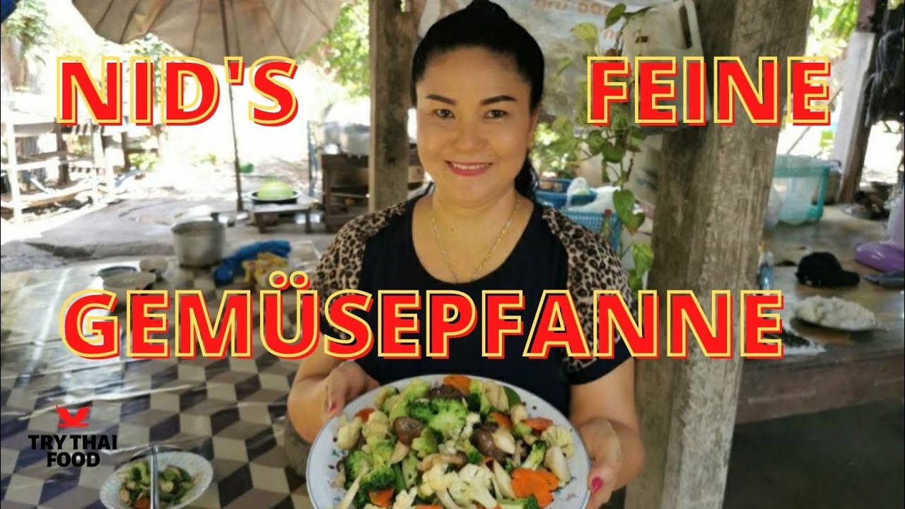 Thailändische Gemüsepfanne mit Pilzen - Pad Pak Ruammit - Thai Food