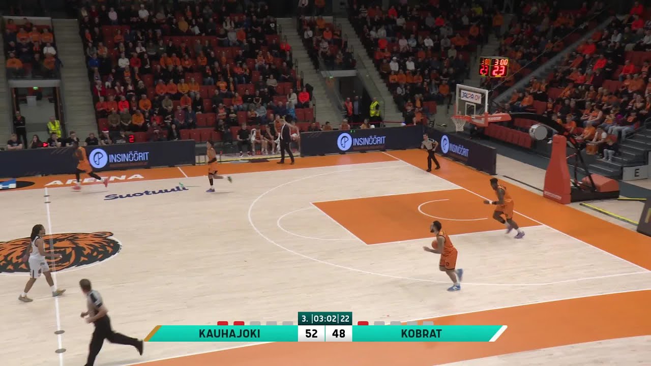 Efton Reid with the flush